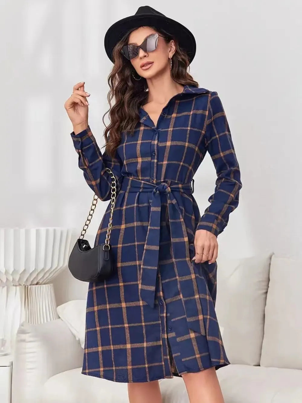 Checkered collar long sleeved tied long dress