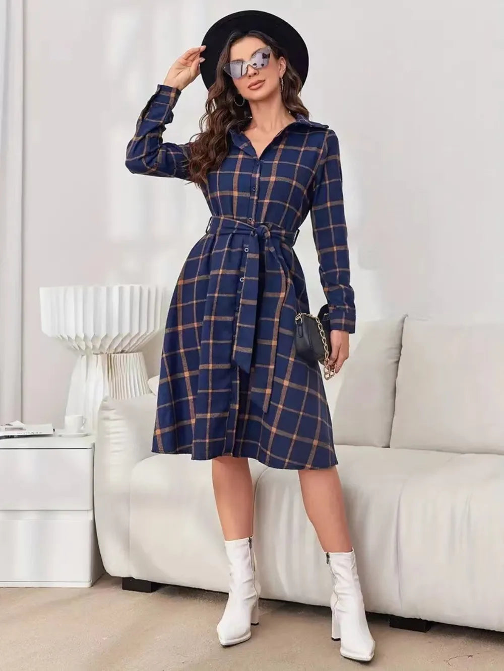 Checkered collar long sleeved tied long dress