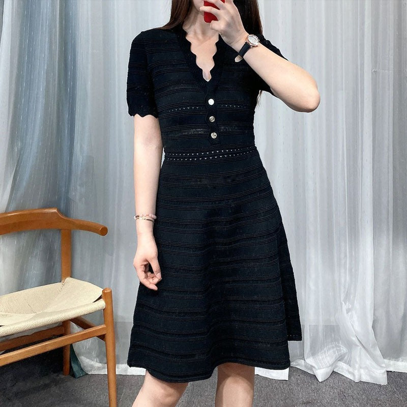 Elegant V-neck knitted Dress Express Yourself